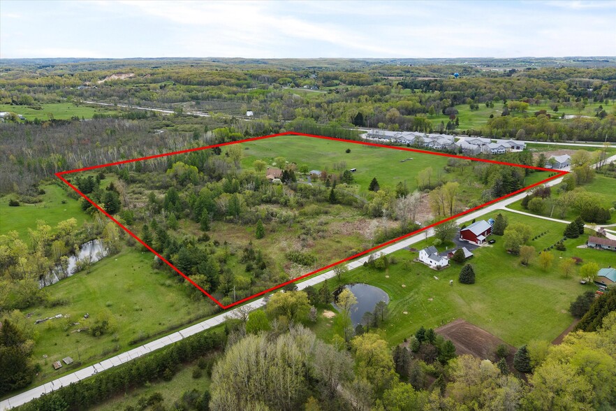W6041 Badger Rd, Elkhart Lake, WI à vendre - Aérien – Image 3 sur 4