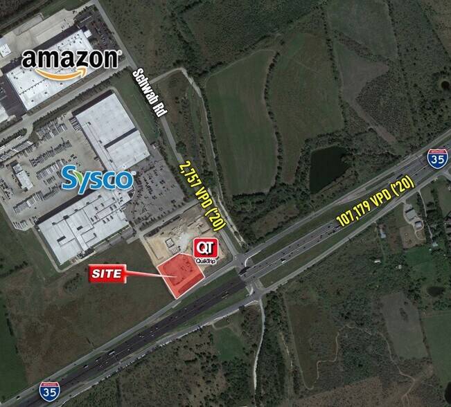 Interstate 35 @ Schwab Road, New Braunfels, TX à vendre - Photo de l’immeuble – Image 2 sur 4