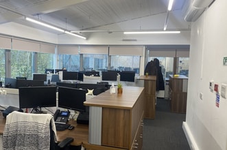 Century Way, Leeds à louer Photo intérieure– Image 1 sur 2