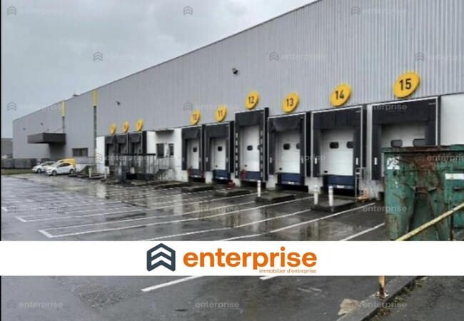 Plus de détails pour Industriel/Logistique à louer