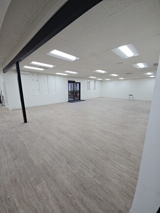 Plus de détails pour 206 E Casino Rd, Everett, WA - Bureau/Local commercial à louer