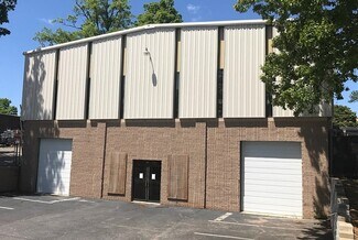 Plus de détails pour 5916 Triangle Dr, Raleigh, NC - Local d'activités à louer