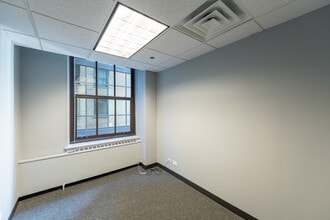 180 N Michigan Ave, Chicago, IL à louer Photo intérieure– Image 2 sur 5