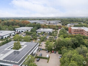 Sunrise Pky, Milton Keynes, BKM - VUE AÉRIENNE vue de carte