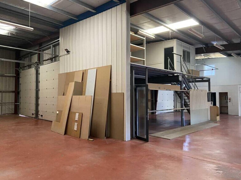 Bureau dans Blanquefort à louer - Photo de l’immeuble – Image 2 sur 4