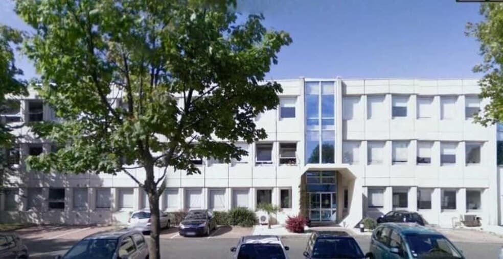 4 Avenue Des Frênes, Montigny-le-Bretonneux à vendre - Photo de l’immeuble – Image 1 sur 4