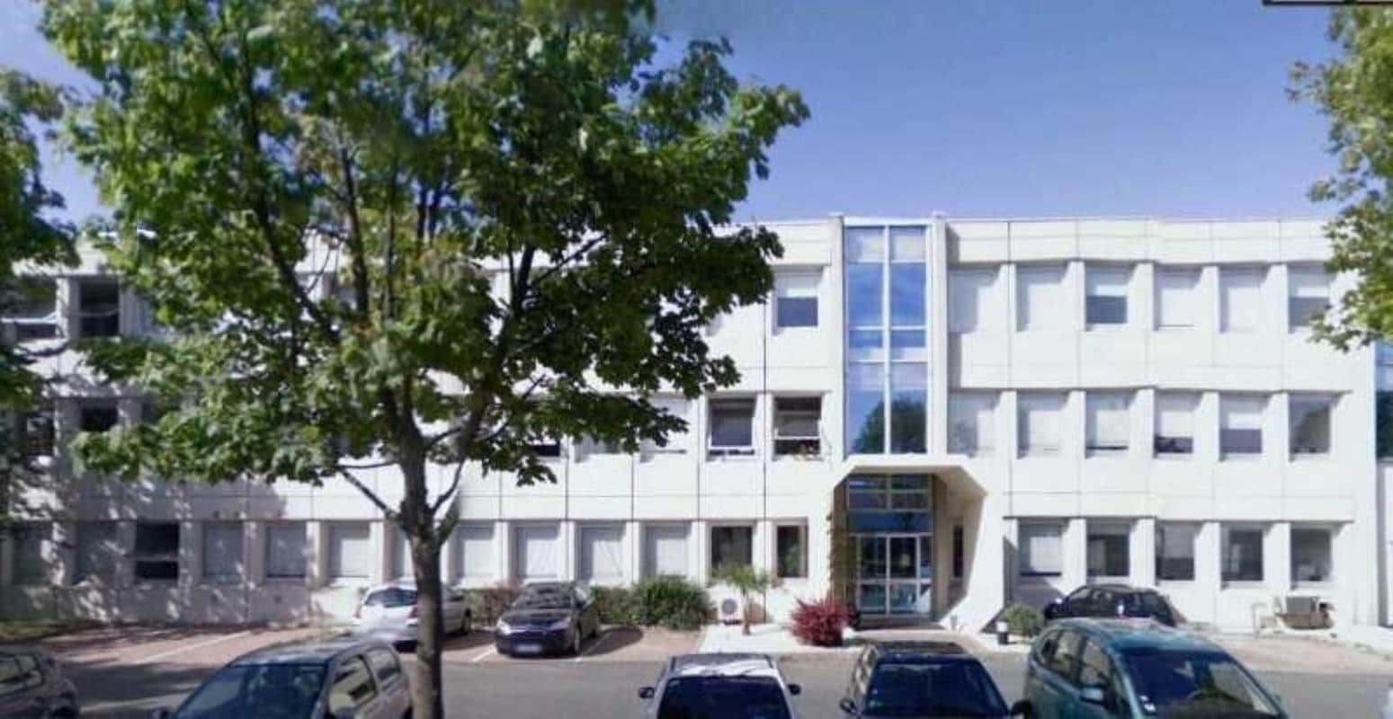 4 Avenue Des Frênes, Montigny-le-Bretonneux à vendre Photo de l’immeuble– Image 1 sur 5