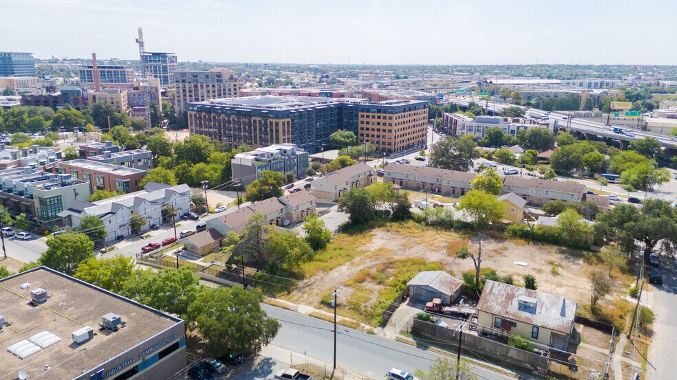 1010 E Euclid Ave, San Antonio, TX à vendre - Photo de l’immeuble – Image 3 sur 5