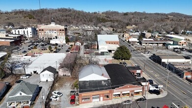 221 Parkway, Sevierville, TN à louer Aérien– Image 1 sur 5