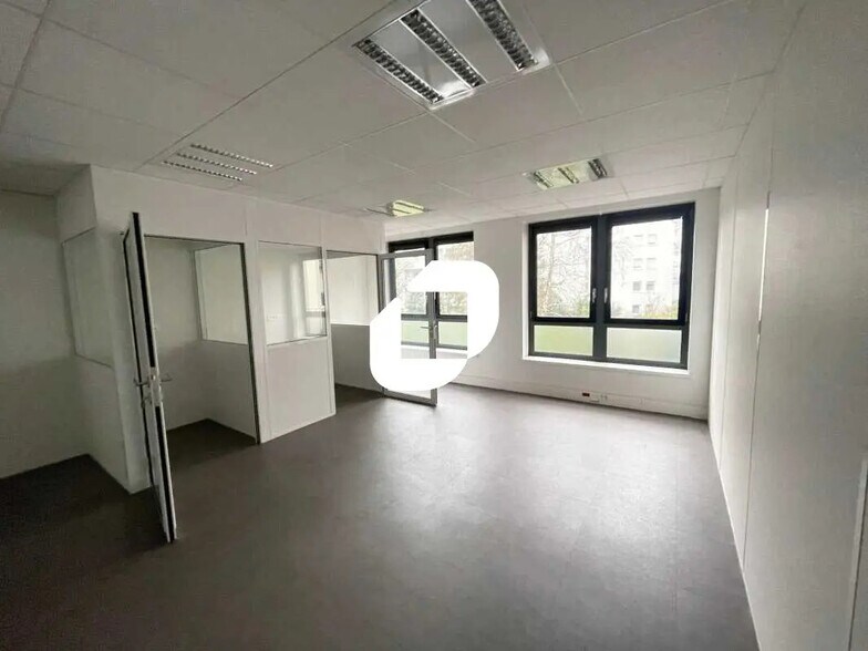 Bureau dans Lyon à louer - Photo de l’immeuble – Image 2 sur 22