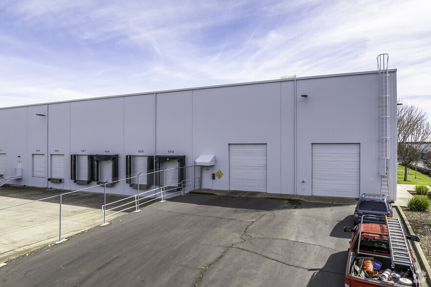 3130 Venture Dr, Lincoln, CA à louer - Photo de l’immeuble – Image 3 sur 7