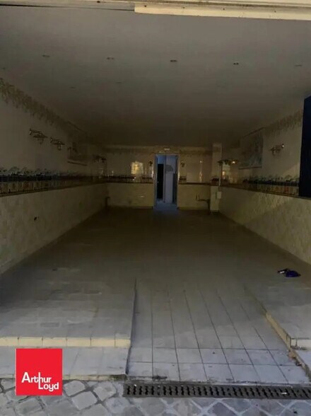 Local commercial dans Chartres à louer - Photo de l’immeuble – Image 3 sur 3