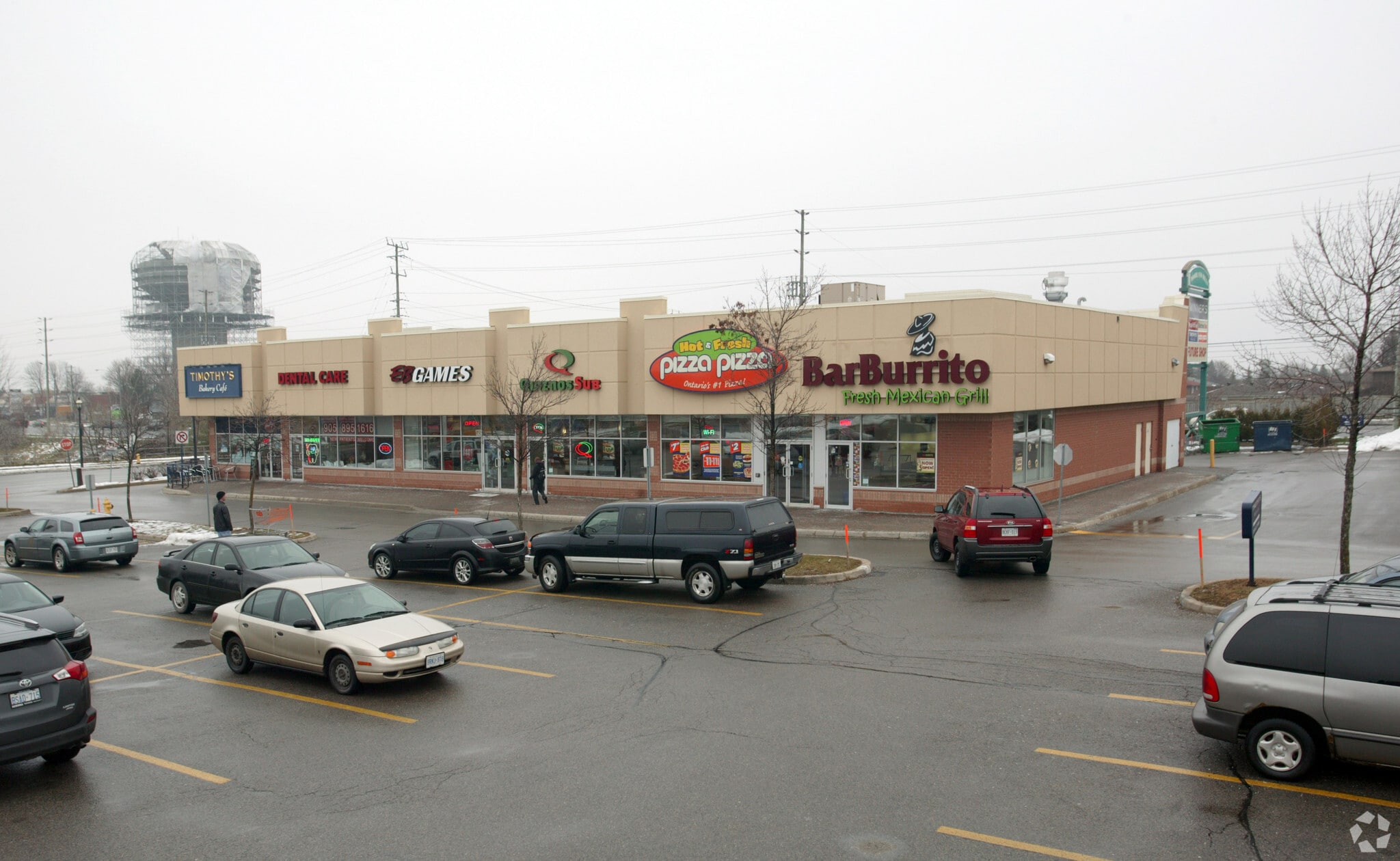 17906 Yonge St, Newmarket, ON à louer Photo principale– Image 1 sur 4