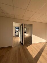 18 Rue Thales, Mérignac à louer Photo intérieure– Image 2 sur 6