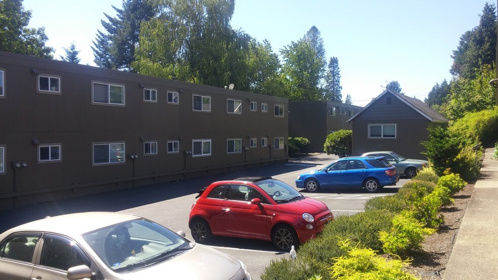 3485 SW 87th Ave, Portland, OR à vendre - Photo de l’immeuble – Image 3 sur 12
