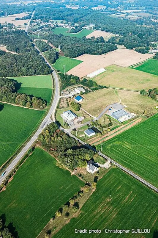 Terrain dans Saint-Perreux à vendre Photo de l’immeuble– Image 1 sur 2
