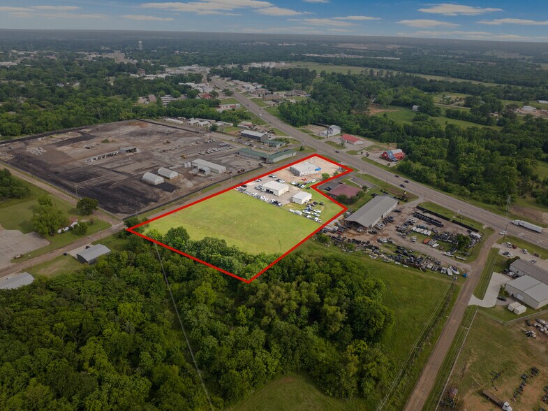 2300 W Ferguson Rd, Mount Pleasant, TX à louer - Photo de l’immeuble – Image 3 sur 83