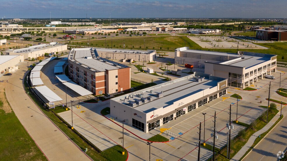 1215 Grand West Blvd, Katy, TX à louer - Aérien – Image 1 sur 6