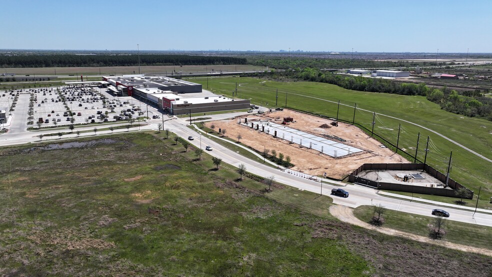 22225 Elyson Falls Dr, Katy, TX à louer - Photo de l’immeuble – Image 3 sur 7