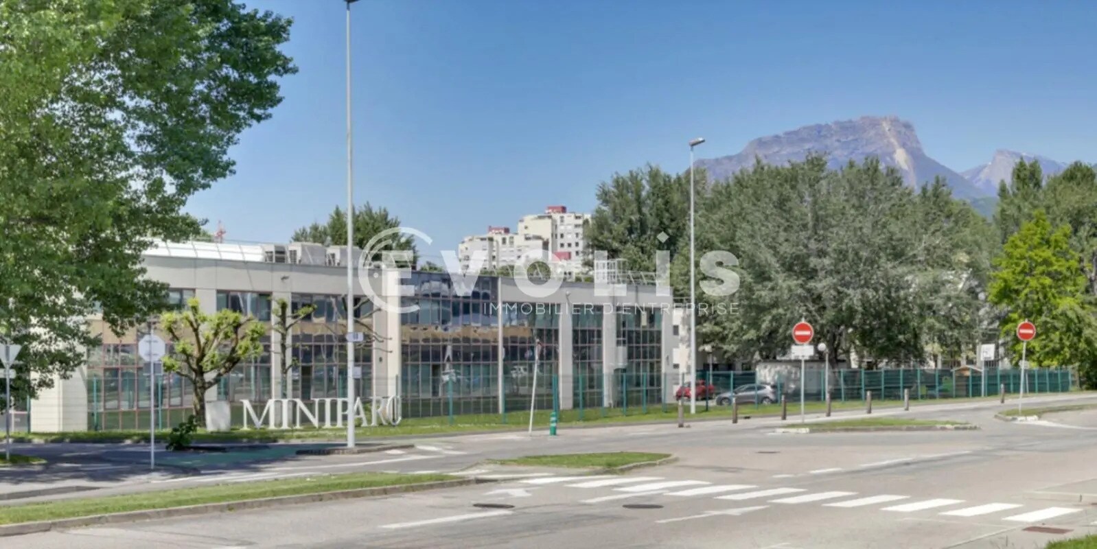 Bureau dans Eybens à louer Photo de l’immeuble– Image 1 sur 16