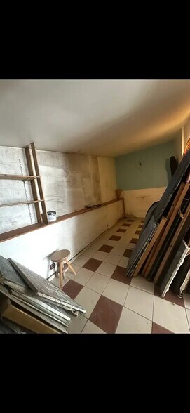 Local commercial dans Paris à louer - Photo intérieure – Image 3 sur 5