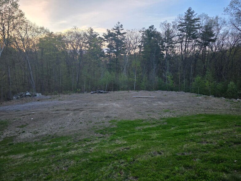 31A-31B Parkside Dr, Pelham, NH à vendre - Photo de l’immeuble – Image 2 sur 6