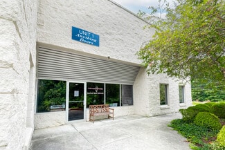Plus de détails pour 1030 McConville Rd, Lynchburg, VA - Local d’activités à vendre