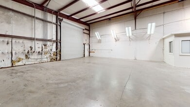 6200 Stainless Way, Anderson, CA à louer Photo intérieure– Image 1 sur 8