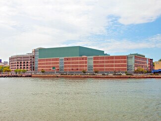 Plus de détails pour 517 E 116th St, New York, NY - Local commercial à louer