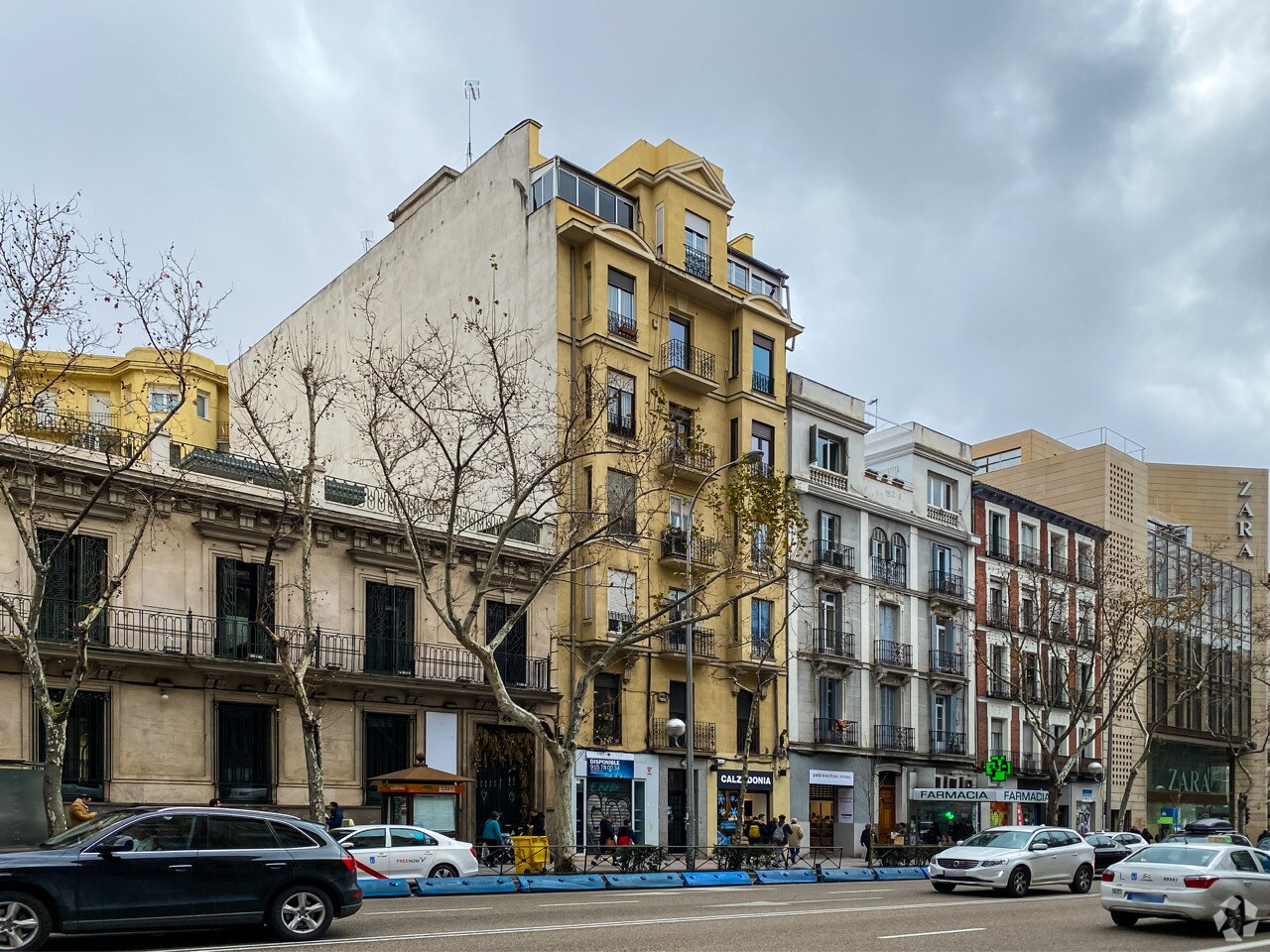 Local commercial dans Madrid, Madrid à louer Photo de l’immeuble– Image 1 sur 2
