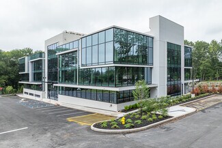 Plus de détails pour 10 Executive Blvd, Suffern, NY - Bureau à louer