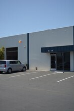 6342-6348 Industry Way, Westminster, CA à louer Photo intérieure– Image 1 sur 10