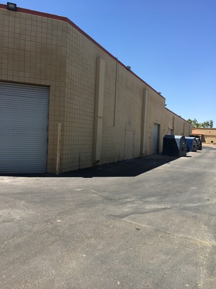 111 S Dobson Rd, Mesa, AZ à louer - Photo de l’immeuble – Image 3 sur 7