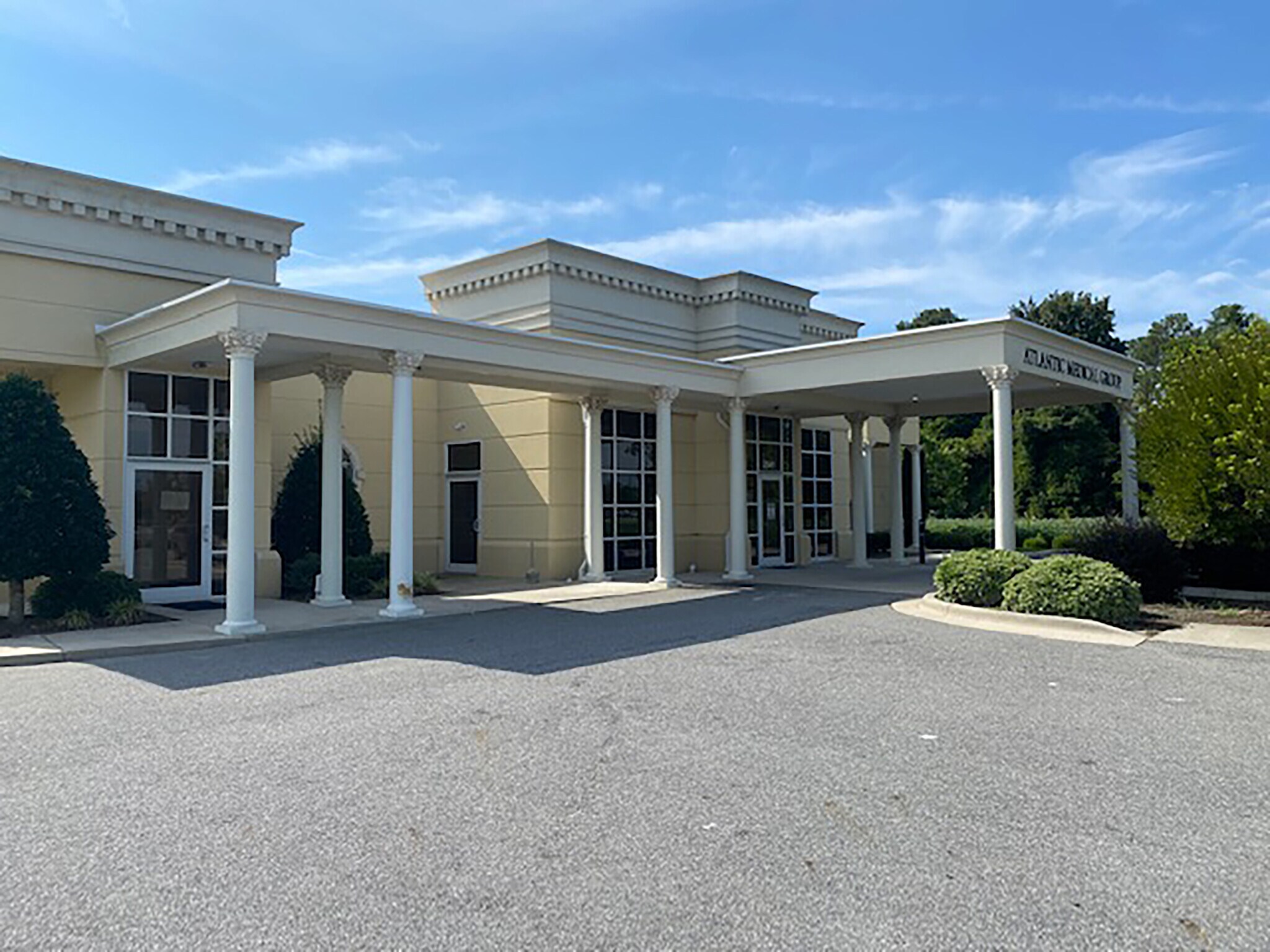 2541 N Queen St, Kinston, NC à vendre Photo de l’immeuble– Image 1 sur 7