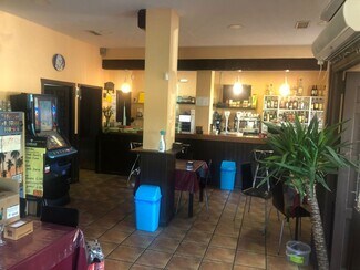 Plus de détails pour Local commercial à louer