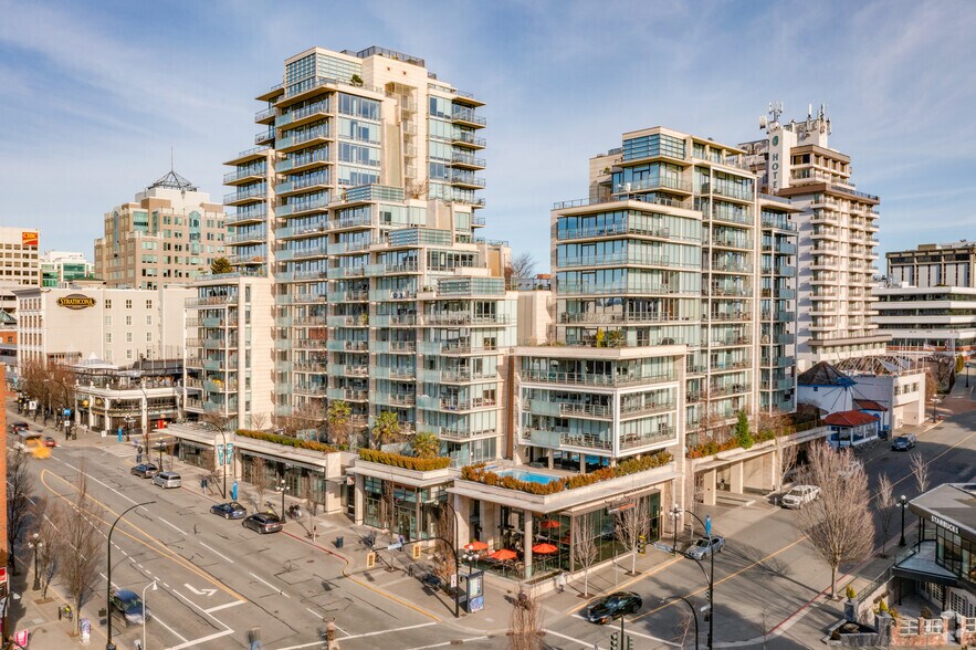 707 Courtney St, Victoria, BC à louer - Photo principale – Image 1 sur 7