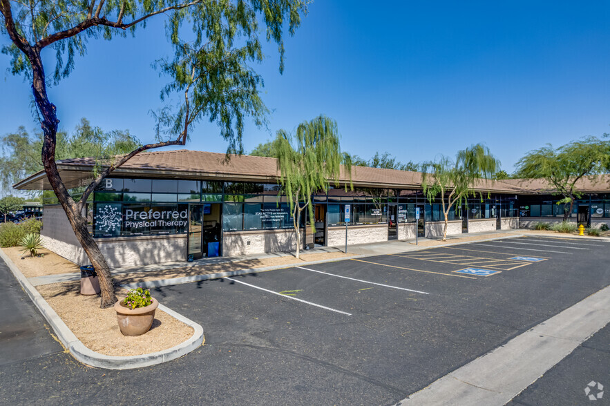 18301 N 79th Ave, Glendale, AZ à louer - Photo de l’immeuble – Image 1 sur 24