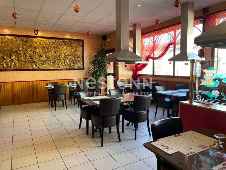 Local commercial dans Mérignac à louer - Photo de l’immeuble – Image 1 sur 2