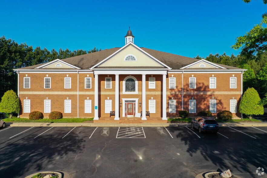2205 Riverstone Blvd, Canton, GA à louer - Photo de l’immeuble – Image 1 sur 6