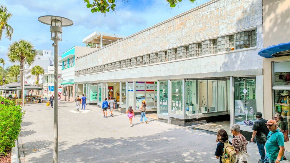 433-445 Lincoln Rd, Miami, Miami Beach, FL à louer - Photo de l’immeuble – Image 2 sur 10