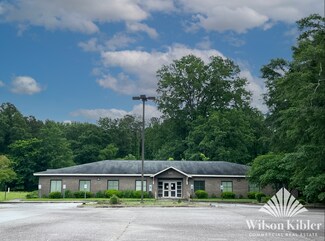 Plus de détails pour 120 Clarkson St, Eastover, SC - Santé à vendre