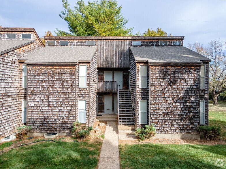 11337 Calico Dr, Kansas City, MO à vendre - Photo de l’immeuble – Image 2 sur 4