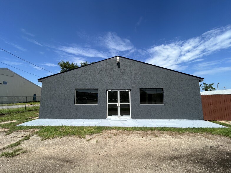 317 S Old Corry Field Rd, Pensacola, FL à vendre - Photo principale – Image 1 sur 6