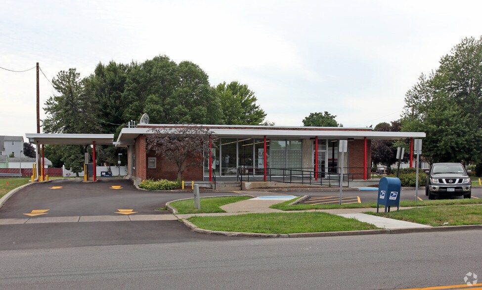 1012 Payne Ave, North Tonawanda, NY à louer - Photo principale – Image 1 sur 3