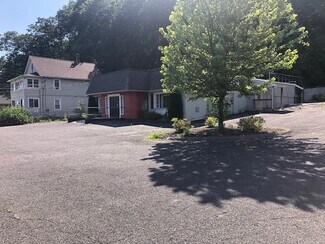 Plus de détails pour 2407 Winsted Rd, Torrington, CT - Local commercial à vendre