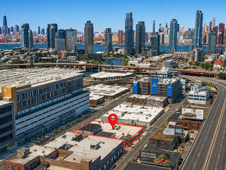 23-01 Borden Ave, Long Island City, NY à vendre - Photo de l’immeuble – Image 3 sur 9