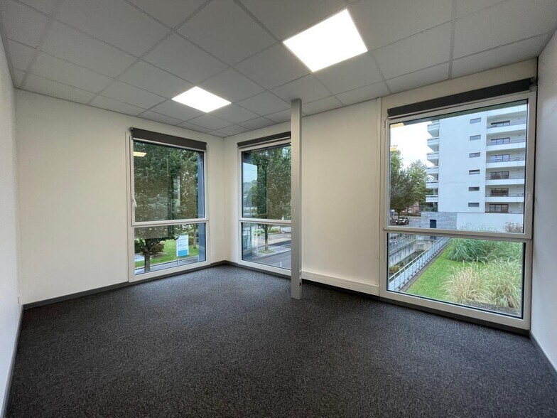 23 Mail Andrée Putman, Rouen à louer - Photo de l’immeuble – Image 2 sur 22