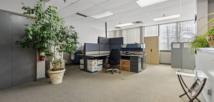 655 Finley Ave, Ajax, ON à louer Photo intérieure– Image 2 sur 5