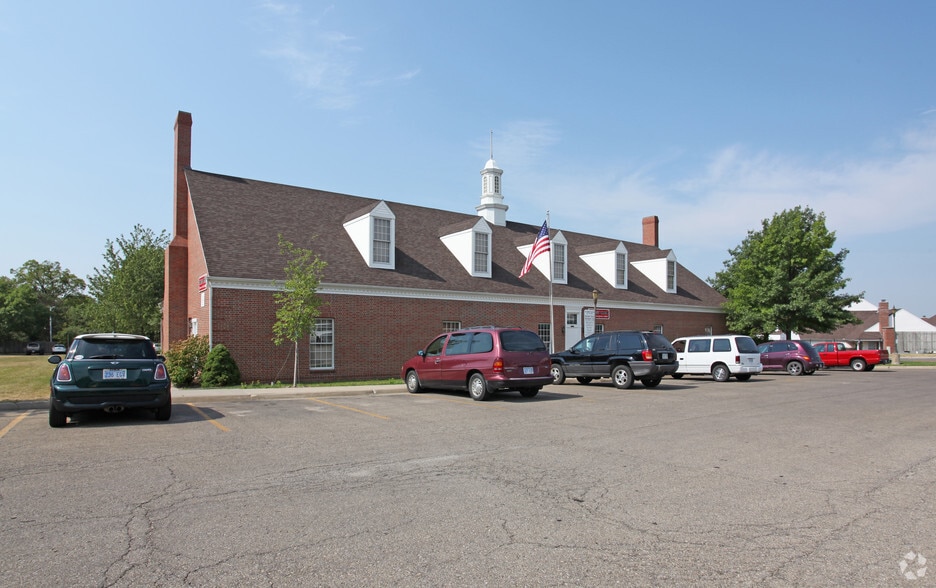 1119 SW Gage Blvd, Topeka, KS à louer - Photo principale – Image 1 sur 9