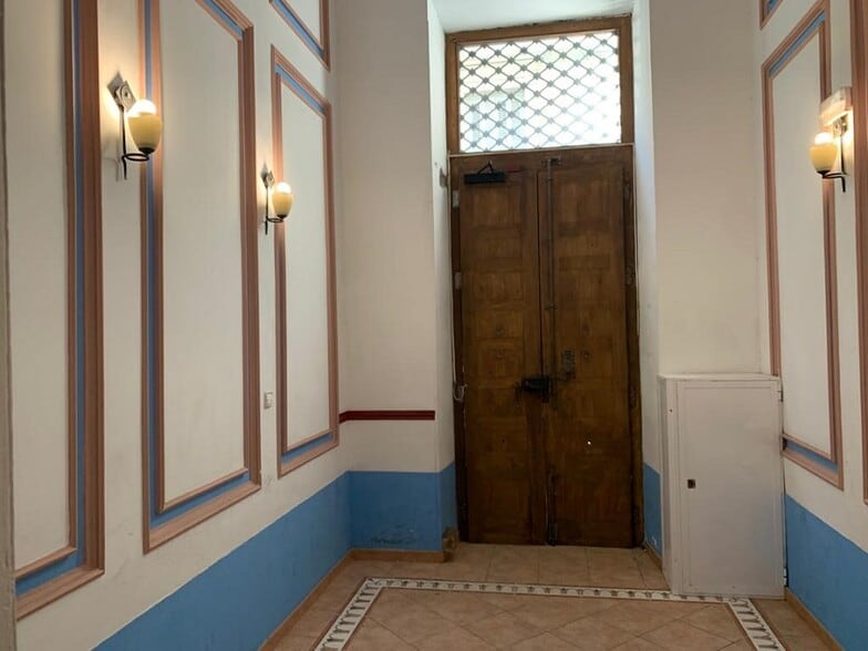 Calle De San Bernardino, 8, Madrid, Madrid à vendre - Photo de l’immeuble – Image 3 sur 7